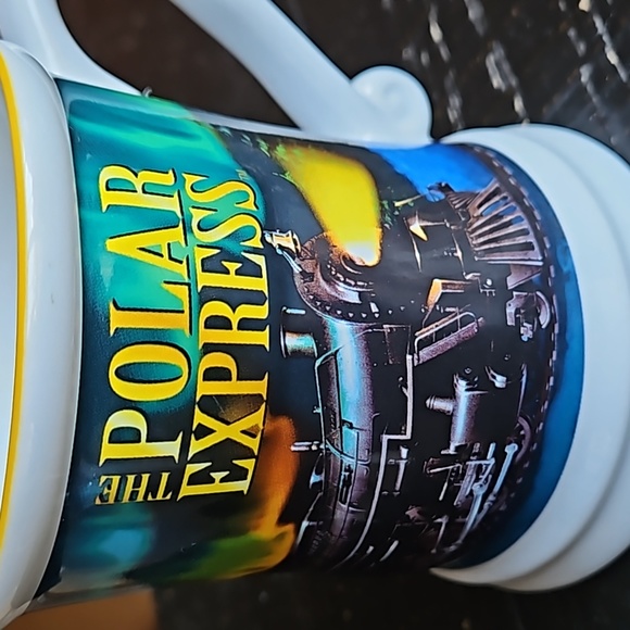 NWOT Polar Express Holiday Christmas 3D Raised Coffee Tea Mug Cup Large Train - Picture 1 of 17